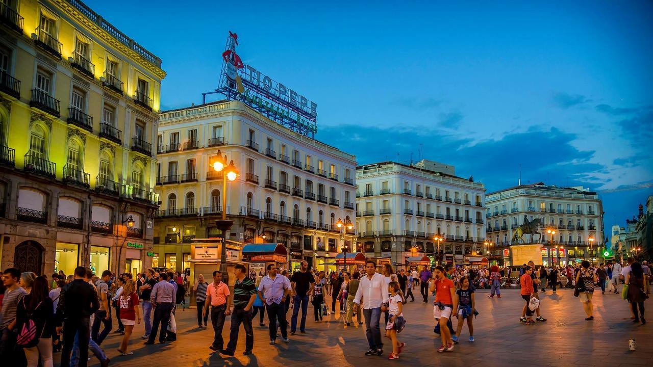 I Love Madrid Hostel Exterior photo