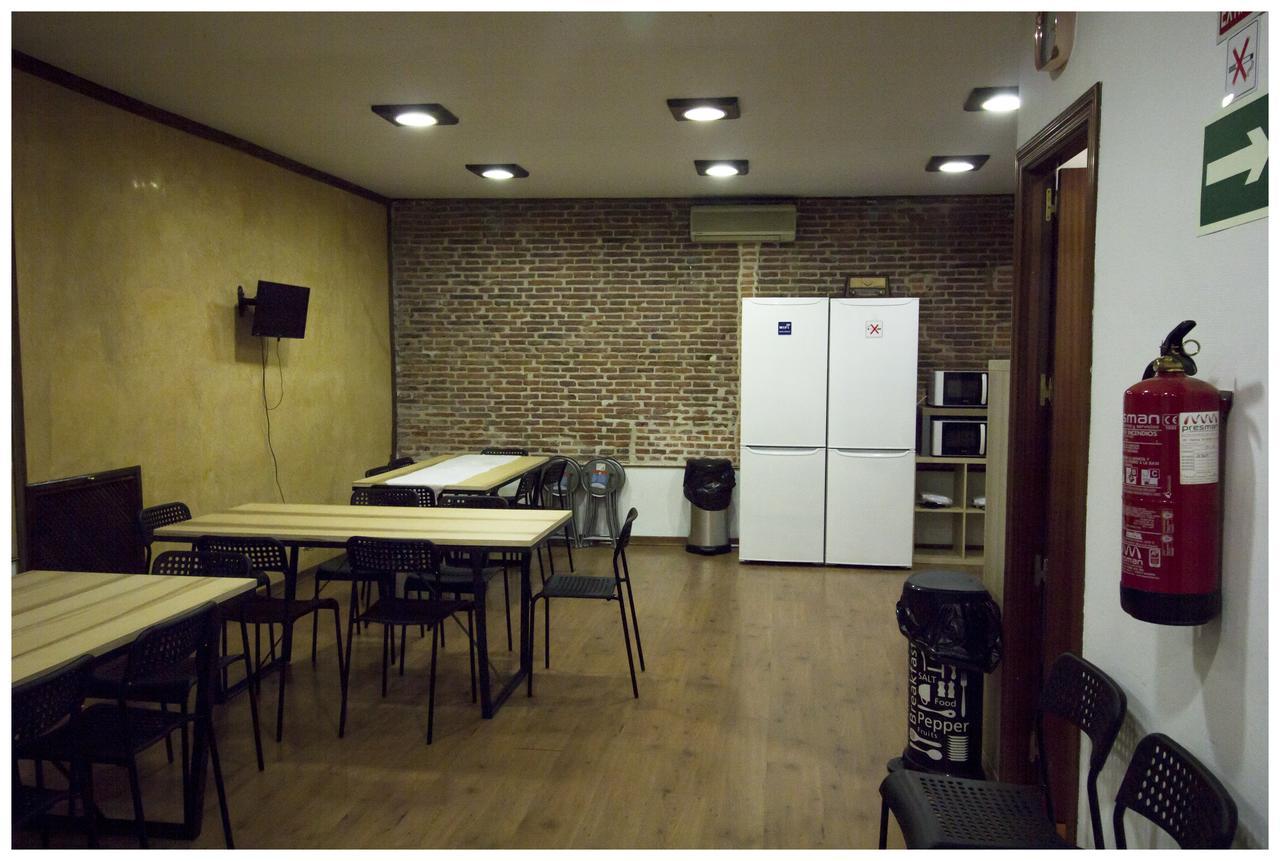 I Love Madrid Hostel Exterior photo